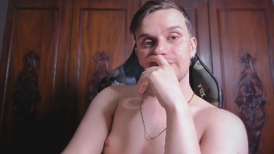 Adamlawford live cam on Cam4