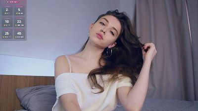 AddieHeslop live cam on Cam4