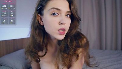 AddieHeslop live cam on Cam4