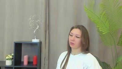 AddieHovenga live cam on Cam4