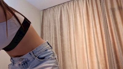 AddieHovenga live cam on Cam4