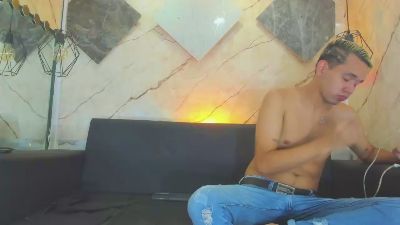 Addulth_Bless live cam on Cam4