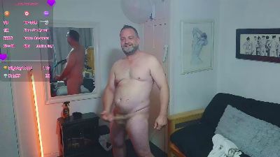 Addydaddy202 live cam on Cam4