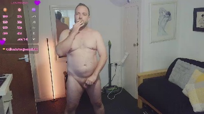 Addydaddy202 live cam on Cam4