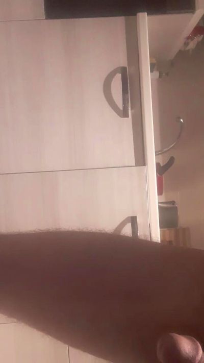 Adeeew7 live cam on Cam4