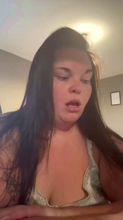 Adela34 live cam on Cam4