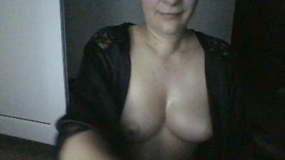 Adela live cam on Cam4