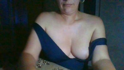 Adela live cam on Cam4