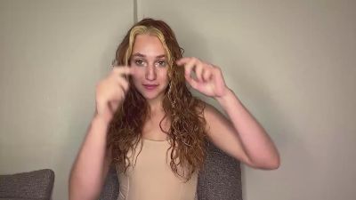 AdelaidaBeato live cam on Cam4
