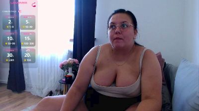 AdeleAlma live cam on Cam4