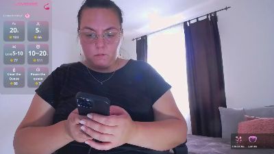 AdeleAlma live cam on Cam4