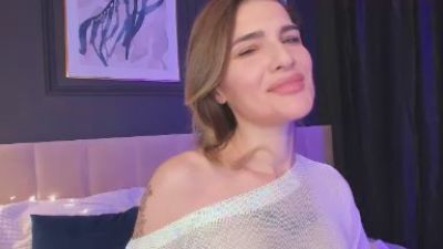 AdeleNovak live cam on Cam4