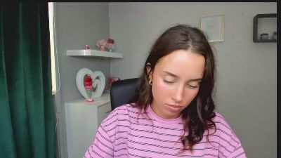 AdeleVibe live cam on Cam4