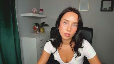 AdeleVibe live cam on Cam4
