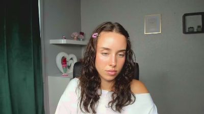 AdeleVibe live cam on Cam4