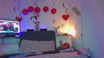 Adele_Greyhot live cam on Cam4