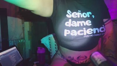 Adele_Greyhot live cam on Cam4