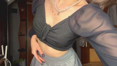 AdeliaDerousse live cam on Cam4