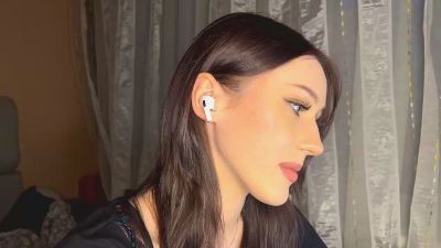 AdeliaDerousse live cam on Cam4