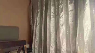AdeliaDerousse live cam on Cam4