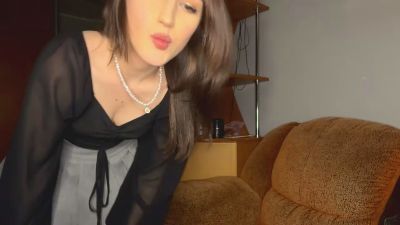 AdeliaDerousse live cam on Cam4