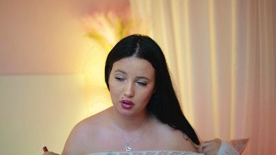 AdelineRoze live cam on Cam4