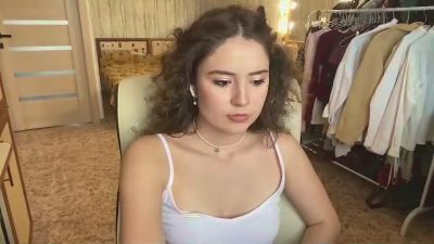 AdellaElders live cam on Cam4