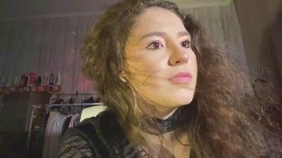 AdellaElders live cam on Cam4