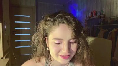AdellaElders live cam on Cam4