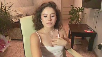 AdellaElders live cam on Cam4