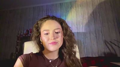 AdellaElders live cam on Cam4