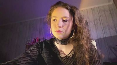 AdellaElders live cam on Cam4