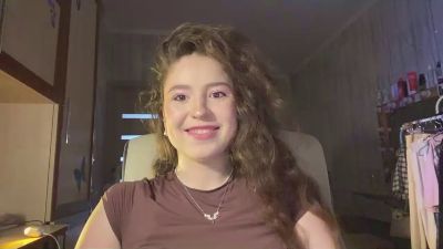 AdellaElders live cam on Cam4