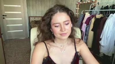 AdellaElders live cam on Cam4
