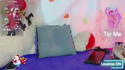 Adella_Pineda live cam on Cam4