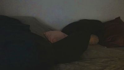 Adellie live cam on Cam4