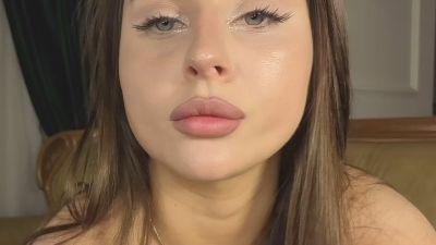 Adelmrr live cam on Cam4