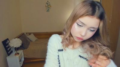 AdenaGalm live cam on Cam4