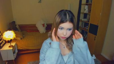 AdenaGalm live cam on Cam4
