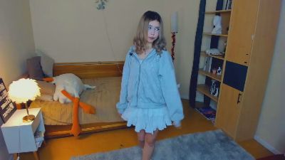 AdenaGalm live cam on Cam4