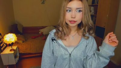 AdenaGalm live cam on Cam4