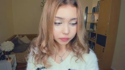AdenaGalm live cam on Cam4