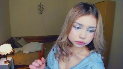 AdenaGalm live cam on Cam4