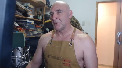 Aderynglas live cam on Cam4