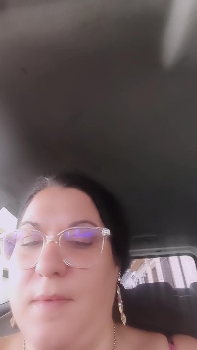 Ades8687 live cam on Cam4