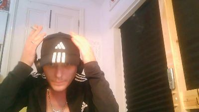 AdidasTwink live cam on Cam4