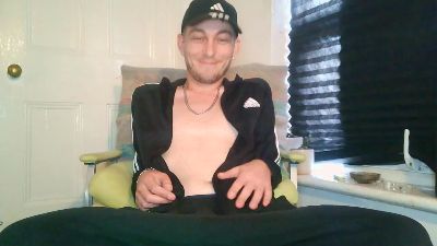 AdidasTwink live cam on Cam4