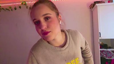 Profile and Statistics for AdinaCvetkovic on Cam4