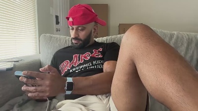 AdonisGenghis live cam on Cam4