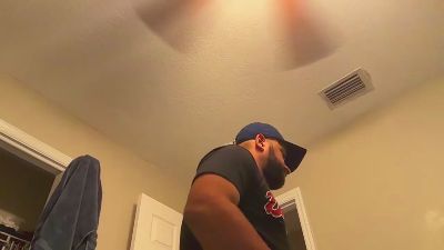 AdonisGenghis live cam on Cam4